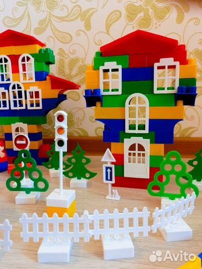 Lego duplo (огромный город и ж/д) из Дании