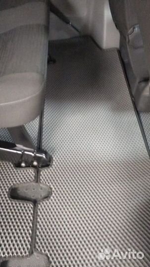 Volkswagen T6 Caravella 2015 - н.в. коврики EVA Sm