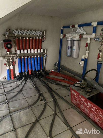 Монтаж системы отопления. Водяной теплый пол