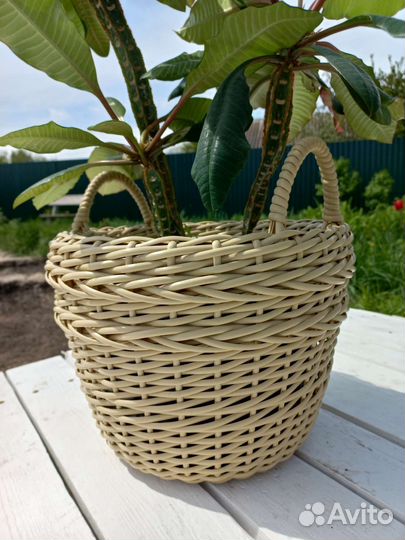 Кашпо 12 л из ротанга