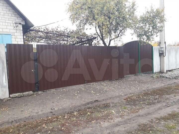 Дача 20 м² на участке 10 сот.