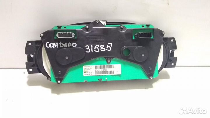 Панель приборов Рено Сандеро 1