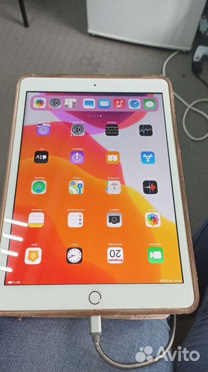 Планшет apple iPad 2019