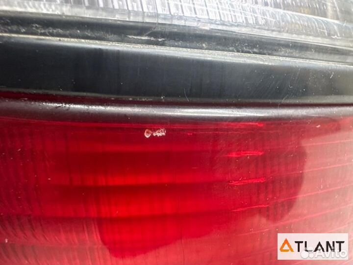 Стоп-сигнал задний правый toyota corolla