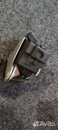 Замок багажника ford focus 2