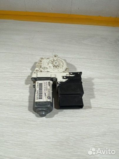 Моторчик стеклоподъемника Volkswagen Touran