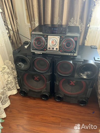 Музыкальный центр