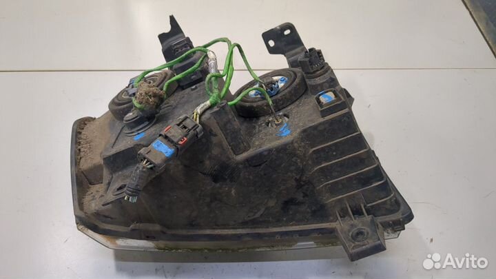 Фара (передняя) Jeep Grand Cherokee, 2005