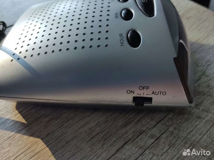 Радио часы будильник