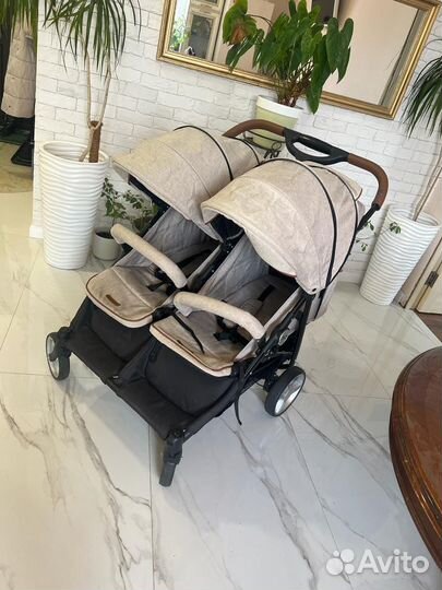 Коляска для двойни domino