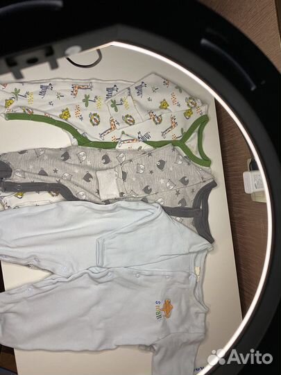 Детские вещи на новорожденного пакетом