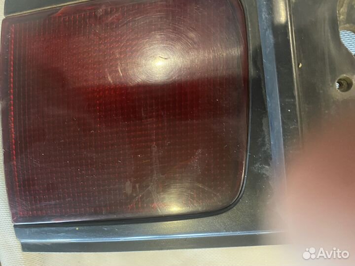 Вставка багажника Nissan Sunny SNB13