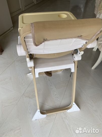 Столик для кормления
