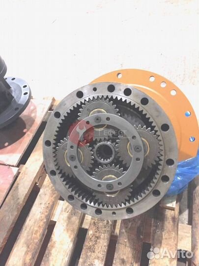 Редуктор поворота Hyundai R500LC-7 31QB-10141