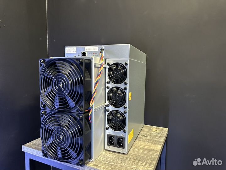 Новый AntMiner S19k Pro 120 Th/s в Питере в офисе