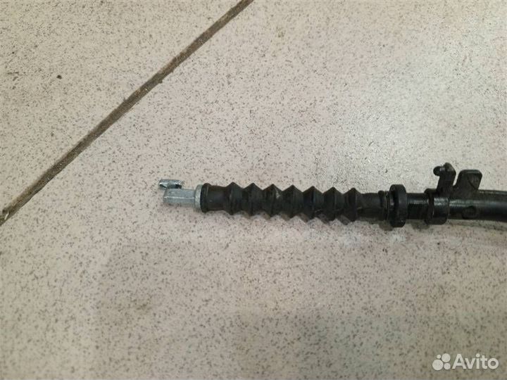 Кронштейн ручки задней правой Skoda Rapid 2012