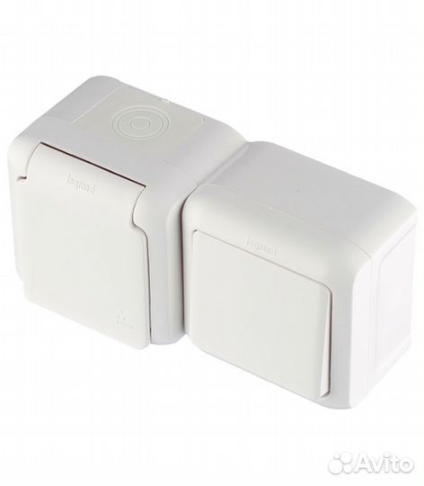 Блок выключателя с розеткой Quteo 782318 одноклави