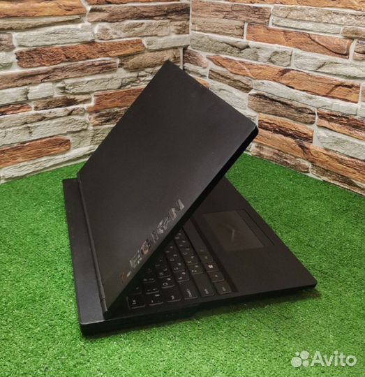 Игровой ноутбук Lenovo legion i5 9го/GTX 1650/SSD