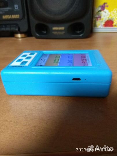 Тестер электромагнитного и свч излучения