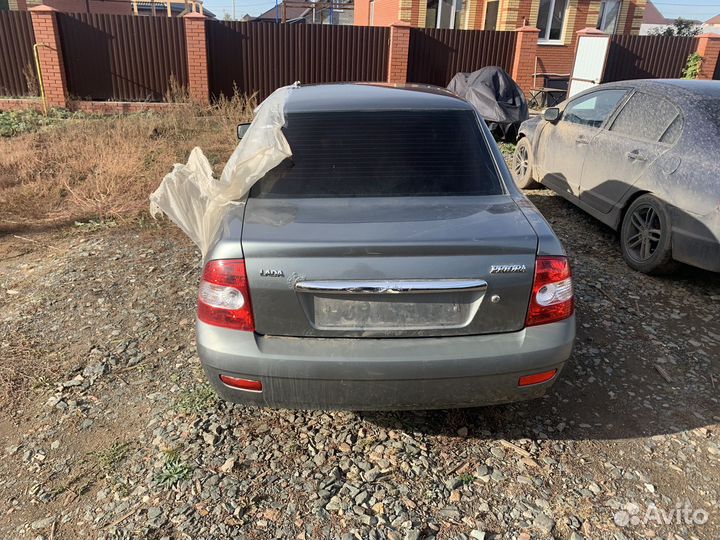 LADA Priora 1.6 МТ, 2011, битый, 150 000 км