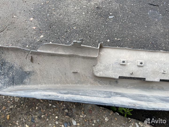 Задний бампер Toyota Rav 4 acv30