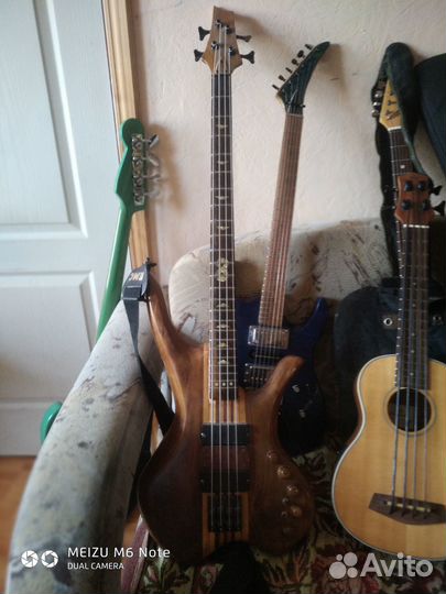 Басс гитара 4 струны