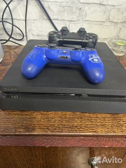 Sony PS4 slim