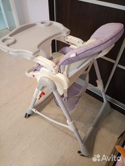 Продам стульчик для кормления на колесах