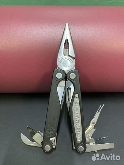 Leatherman charge