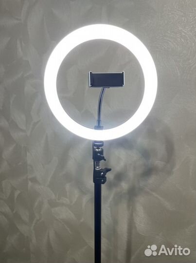 RGB Кольцевая лампа MJ26 26 см на штативе