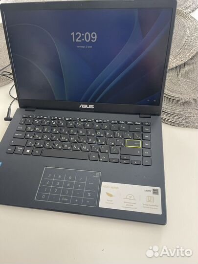 Ноутбук asus laptop