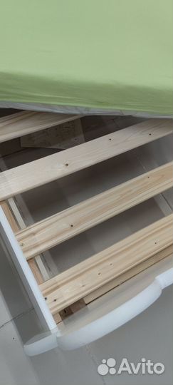 Детская кроватка+ мебель из сосны