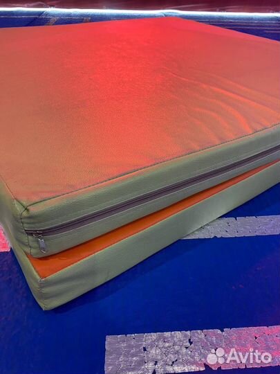 Спортивный мат 100x100x10 см кмс бежевый