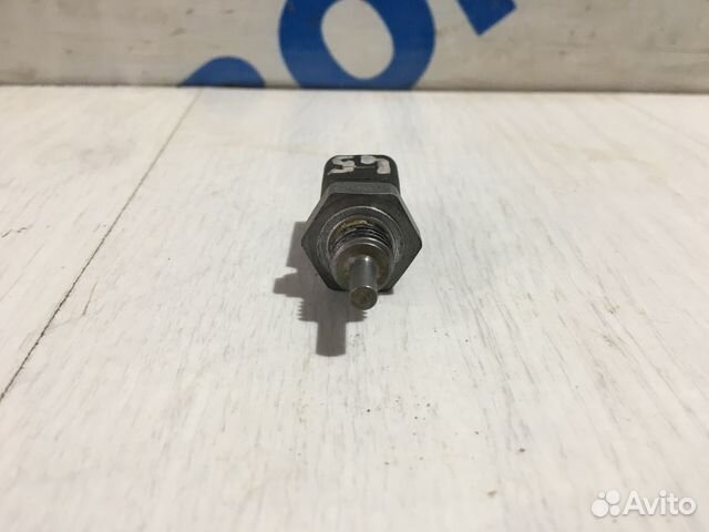 Датчик детонацииlada largus 1.6 мт к4м