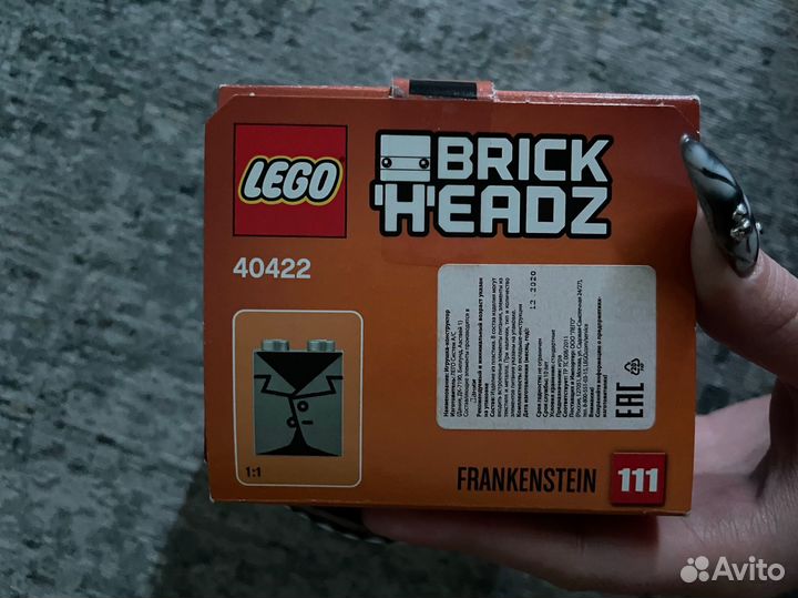 Lego brick headz