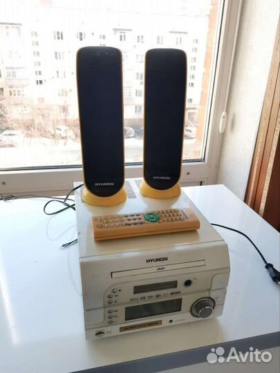 Музыкальный центр