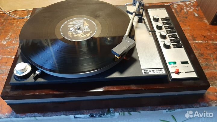 Виниловый проигрыватель Вега 002 Стерео