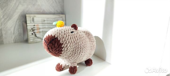 Мягкая игрушка капибара вязанная ручная работа