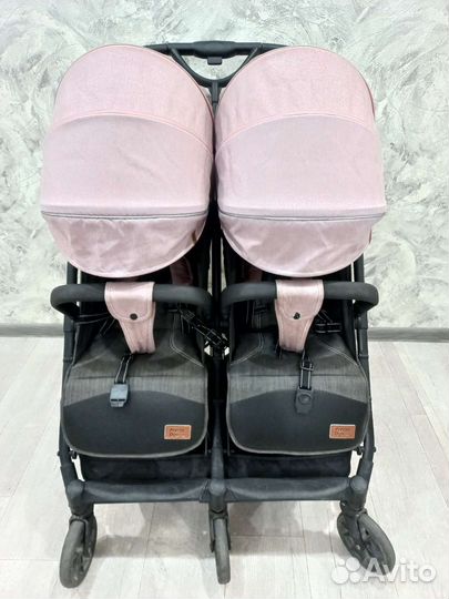 Коляска для двойни Carello