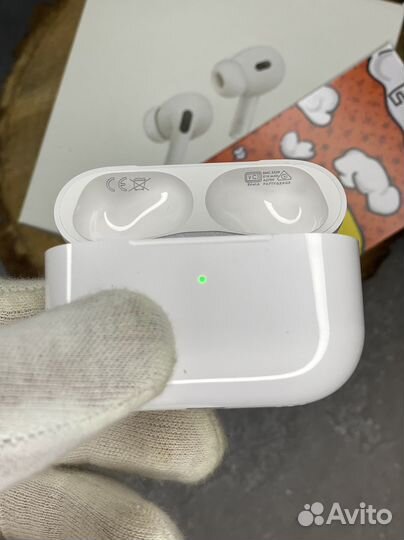 AirPods Pro 2 + Apple Watch 8 ultra 49mm