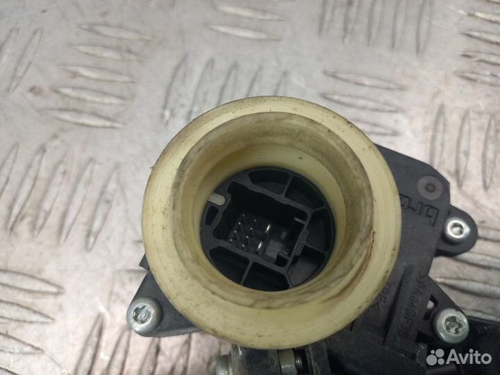 Стеклоподъемник электр. передний левый Toyota