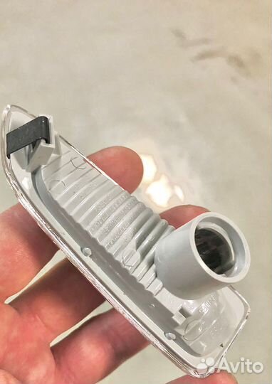 Повторитель указатели поворота