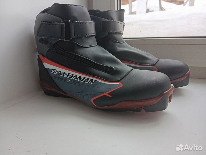 Лыжные ботинки salomon sns pilot