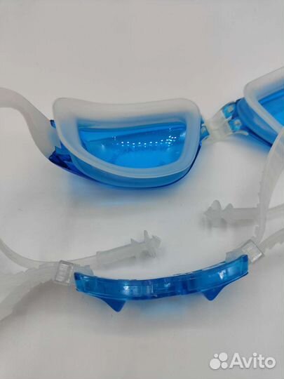 Очки для плавания