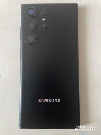 Samsung Galaxy S22 Ultra, 12/256 ГБ