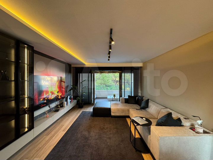 2-к. квартира, 90 м², 11/18 эт.