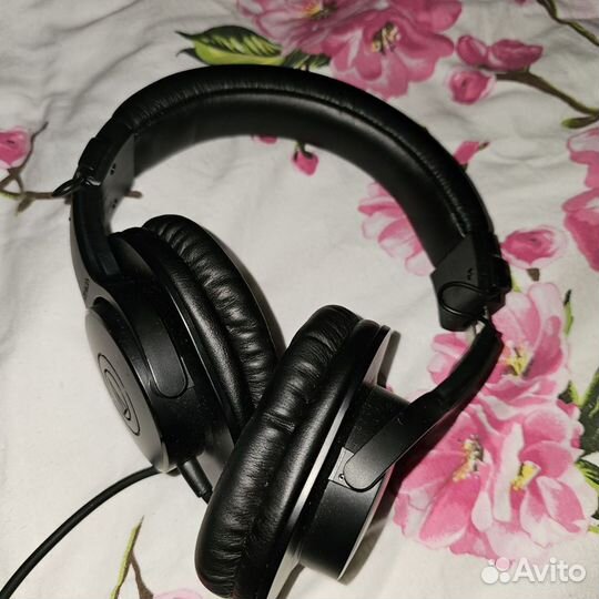 Проводные наушники Audio-Technica ATH-M20X черный