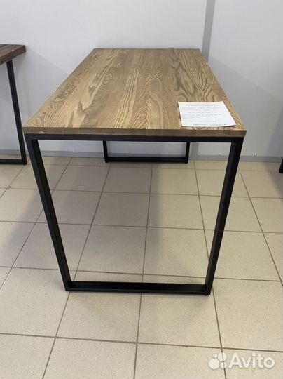 Стол из ясеня в наличии