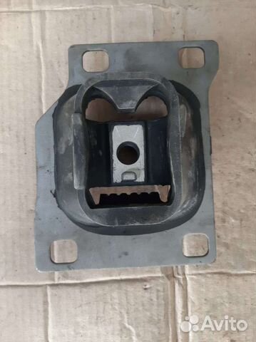 Ford Опора кпп верхняя левая f8-6472