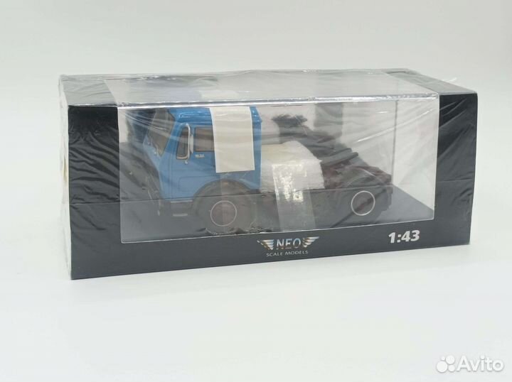 Коллекционные масштабные модели тягачей 1:43 Neo